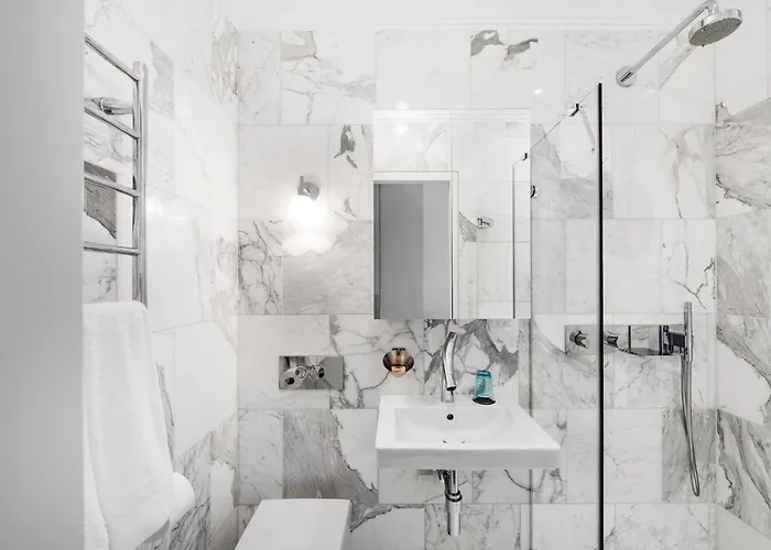 Apartmanhotel The Joseph 4*