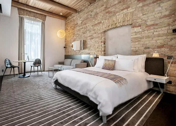 Hotel apartamentowy The Joseph 4*